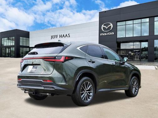 Nori Green Pearl 2024 Lexus NX 350 Premium