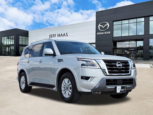2024 Nissan Armada SV