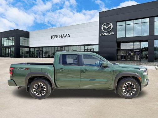 2024 Nissan Frontier PRO-X