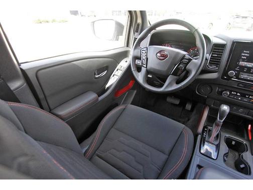 2024 Nissan Frontier PRO-X