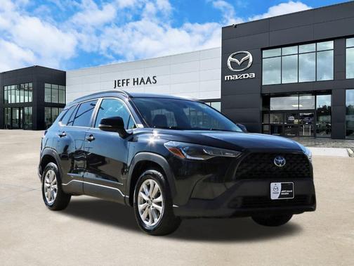 2022 Toyota Corolla Cross LE