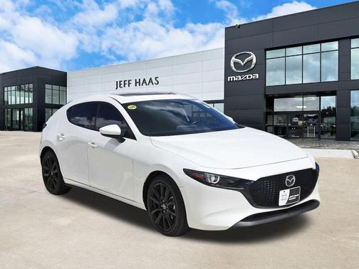 2022 Mazda Mazda3 FWD w/Premium Package