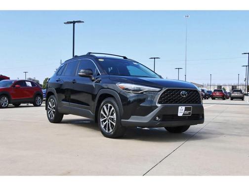 2024 Toyota Corolla Cross XLE