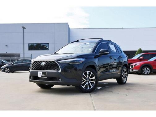 2024 Toyota Corolla Cross XLE