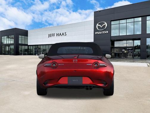 Soul Red Crystal Metallic 2026 Mazda MX-5 Miata Grand Touring