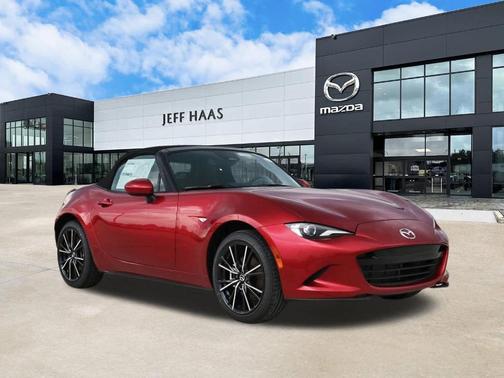 Soul Red Crystal Metallic 2026 Mazda MX-5 Miata Grand Touring