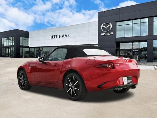 Soul Red Crystal Metallic 2026 Mazda MX-5 Miata Grand Touring