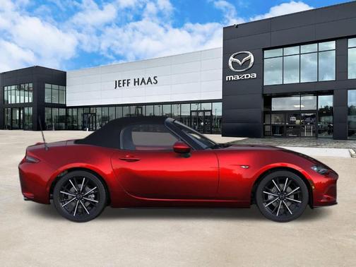 Soul Red Crystal Metallic 2026 Mazda MX-5 Miata Grand Touring