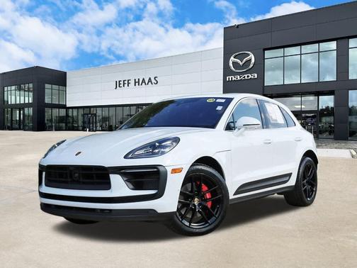 2022 Porsche Macan S