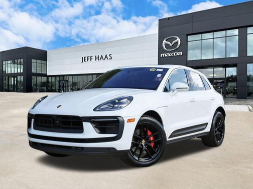 2022 Porsche Macan S