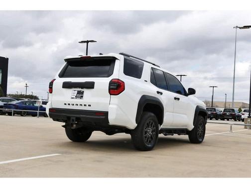 2025 Toyota 4Runner SR5
