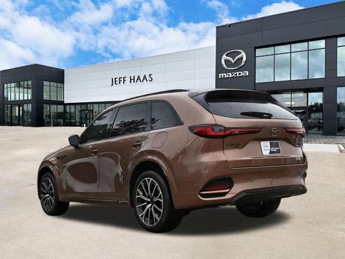 Melting Copper Metallic 2026 Mazda CX-70 CX-70