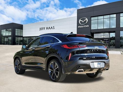 2023 INFINITI QX55 LUXE