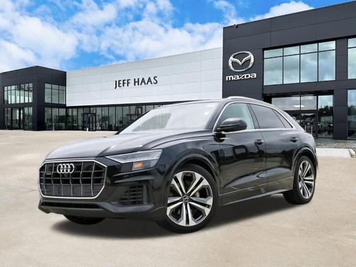 Mythos Black Metallic 2022 Audi Q8 55 Prestige