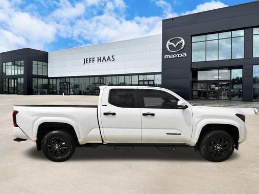 Ice 2024 Toyota Tacoma SR5