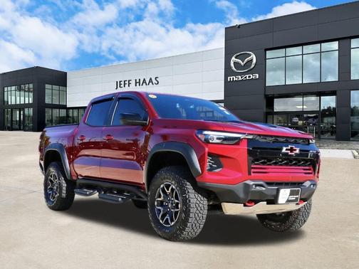 2025 Chevrolet Colorado ZR2