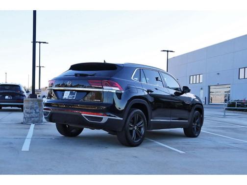 2022 Volkswagen Atlas Cross Sport 2.0T SEL