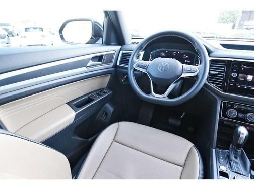 2022 Volkswagen Atlas Cross Sport 2.0T SEL