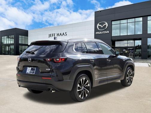 2025 Mazda CX-50 PLUS PACKAGE