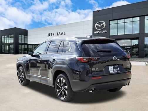2025 Mazda CX-50 PLUS PACKAGE