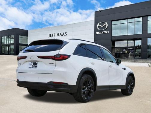 2025 Mazda CX-90 Premium