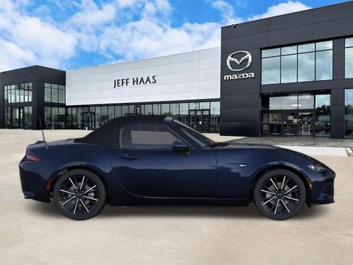 Deep Crystal Blue Mica 2026 Mazda MX-5 Miata Grand Touring