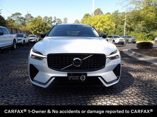 2025 Volvo XC60 B5 Plus