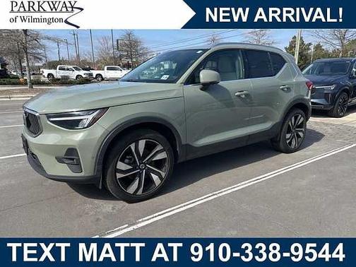 2024 Volvo XC40 Plus