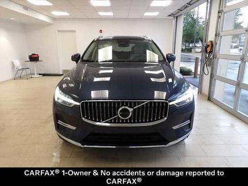 2023 Volvo XC60 B6 Ultimate Bright Theme