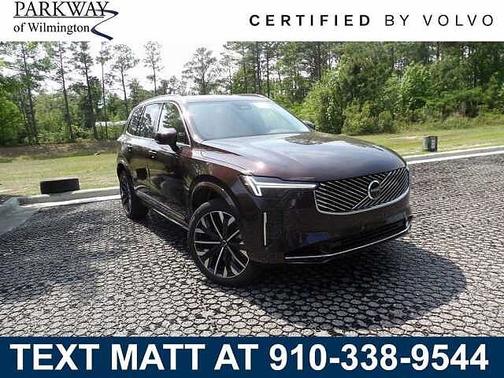 Mulberry Red 2025 Volvo XC90 Plus
