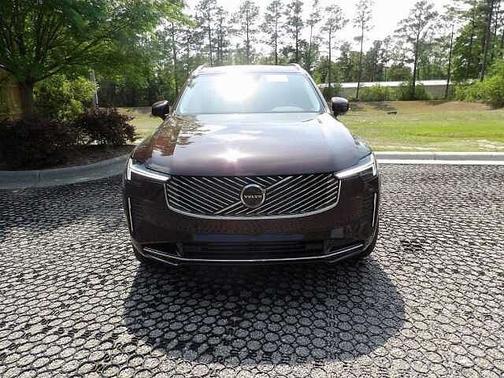 Mulberry Red 2025 Volvo XC90 Plus