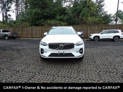 2022 Volvo XC60 B5 Inscription