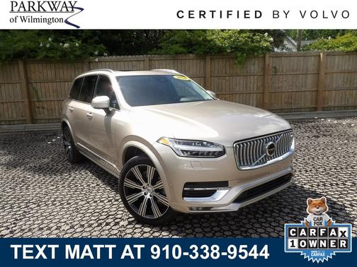 2024 Volvo XC90 B5 Plus