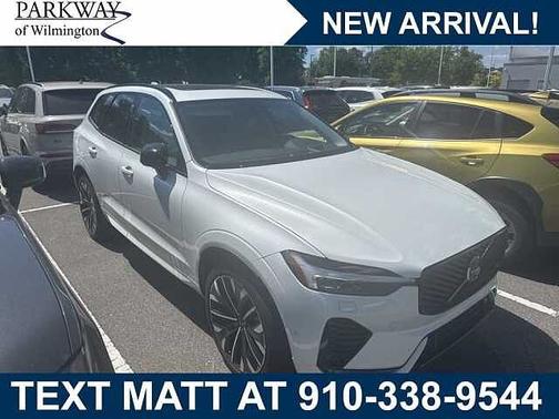 Crystal White 2026 Volvo XC60 Ultra