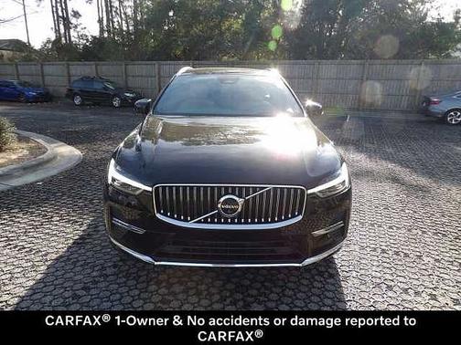 2023 Volvo XC60 B5 Ultimate Bright Theme