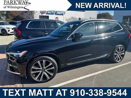 2023 Volvo XC60 B5 Ultimate Bright Theme