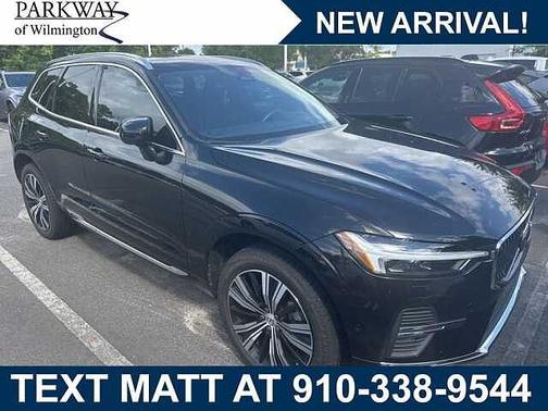 Onyx Black 2022 Volvo XC60 B5 Inscription