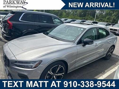 Silver Dawn 2024 Volvo S60 Ultimate