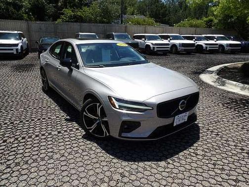 Silver Dawn 2024 Volvo S60 Ultimate