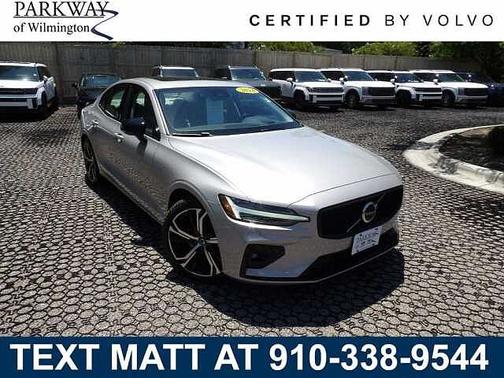 Silver Dawn 2024 Volvo S60 Ultimate