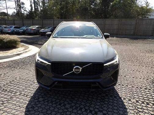 2025 Volvo XC60 Plus