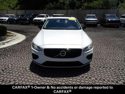 Crystal White 2025 Volvo S60 Plus