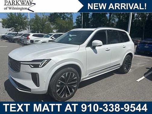 Crystal White 2026 Volvo XC90 Plus
