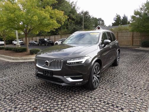 2024 Volvo XC90 B6 Plus Bright Theme