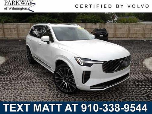 Crystal White 2026 Volvo XC90 Plus