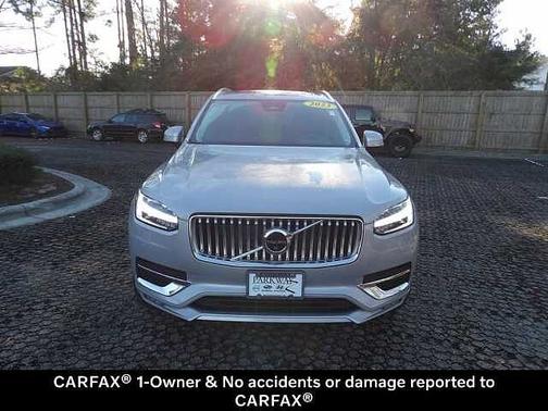 2023 Volvo XC90 Plus