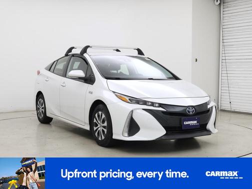 2022 Toyota Prius XLE