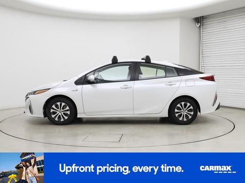 2022 Toyota Prius XLE