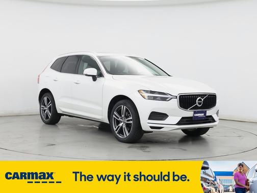2020 Volvo XC60 T5 Momentum