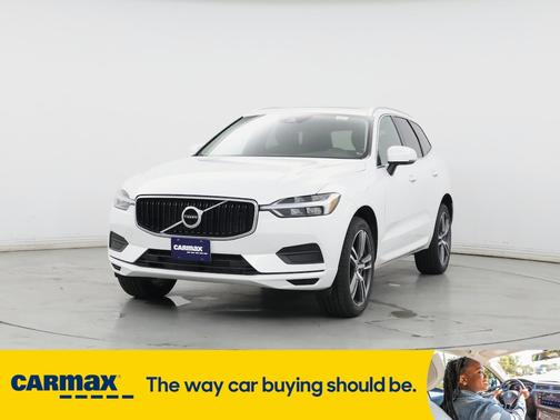 2020 Volvo XC60 T5 Momentum